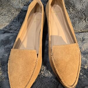 Lulu's Camel Suede Flats